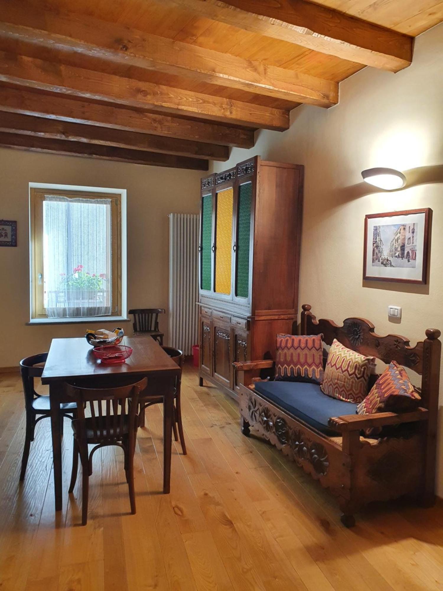 비나디오 Residenza Tre Corone 빌라 객실 사진