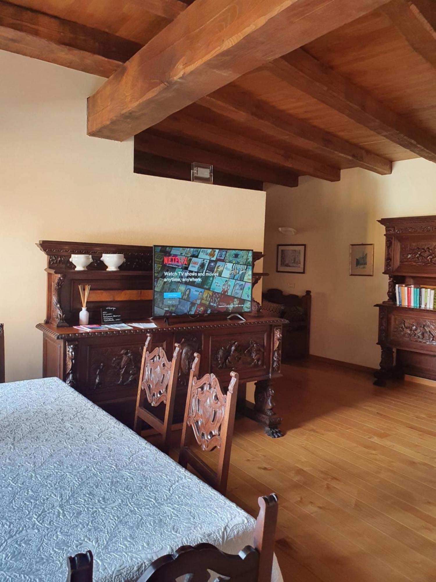 비나디오 Residenza Tre Corone 빌라 객실 사진