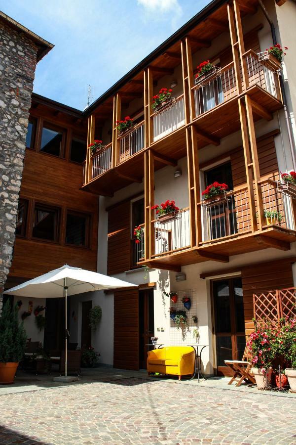 비나디오 Residenza Tre Corone 빌라 외부 사진